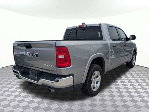 Used 2025 RAM 1500 4x4 Crew Cab image 3