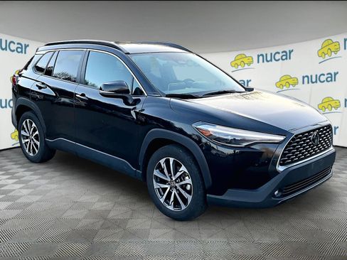 Certified 2024 Toyota Corolla Cross XLE FWD image 1