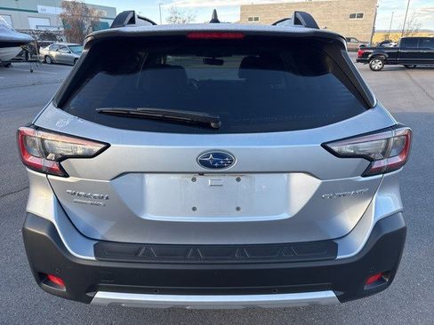 Certified 2025 Subaru Outback Limited image 4