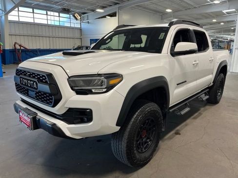 Used 2023 Toyota Tacoma TRD Pro AWD/4WD image 7