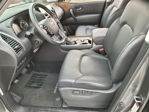 Used 2024 Nissan Armada SL w/ Captain's Chairs Package image 11