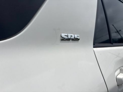 Used 2019 Toyota 4Runner SR5 Premium AWD/4WD image 11