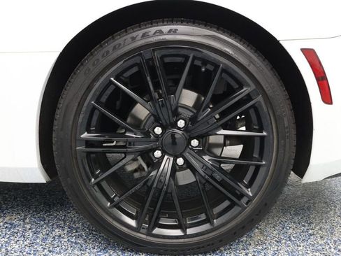 Used 2023 Chevrolet Camaro LT image 6