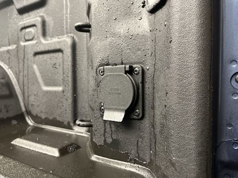 Certified 2022 Chevrolet Silverado 1500 RST w/ Z71 Off-Road Package image 32