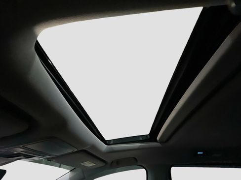 Used 2018 Honda Odyssey EX-L image 16