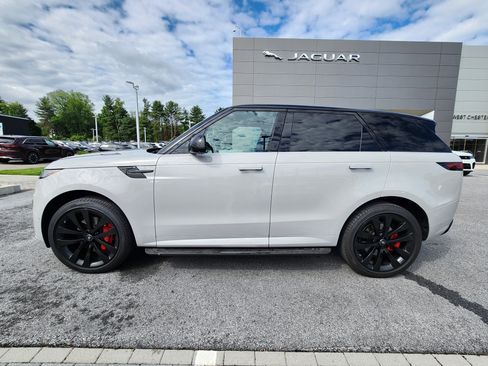Certified 2024 Land Rover Range Rover Sport Dynamic SE AWD/4WD image 5