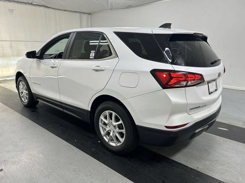 Used 2024 Chevrolet Equinox LT AWD/4WD image 7