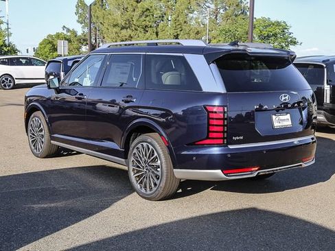 New 2026 Hyundai Palisade Calligraphy AWD/4WD image 2