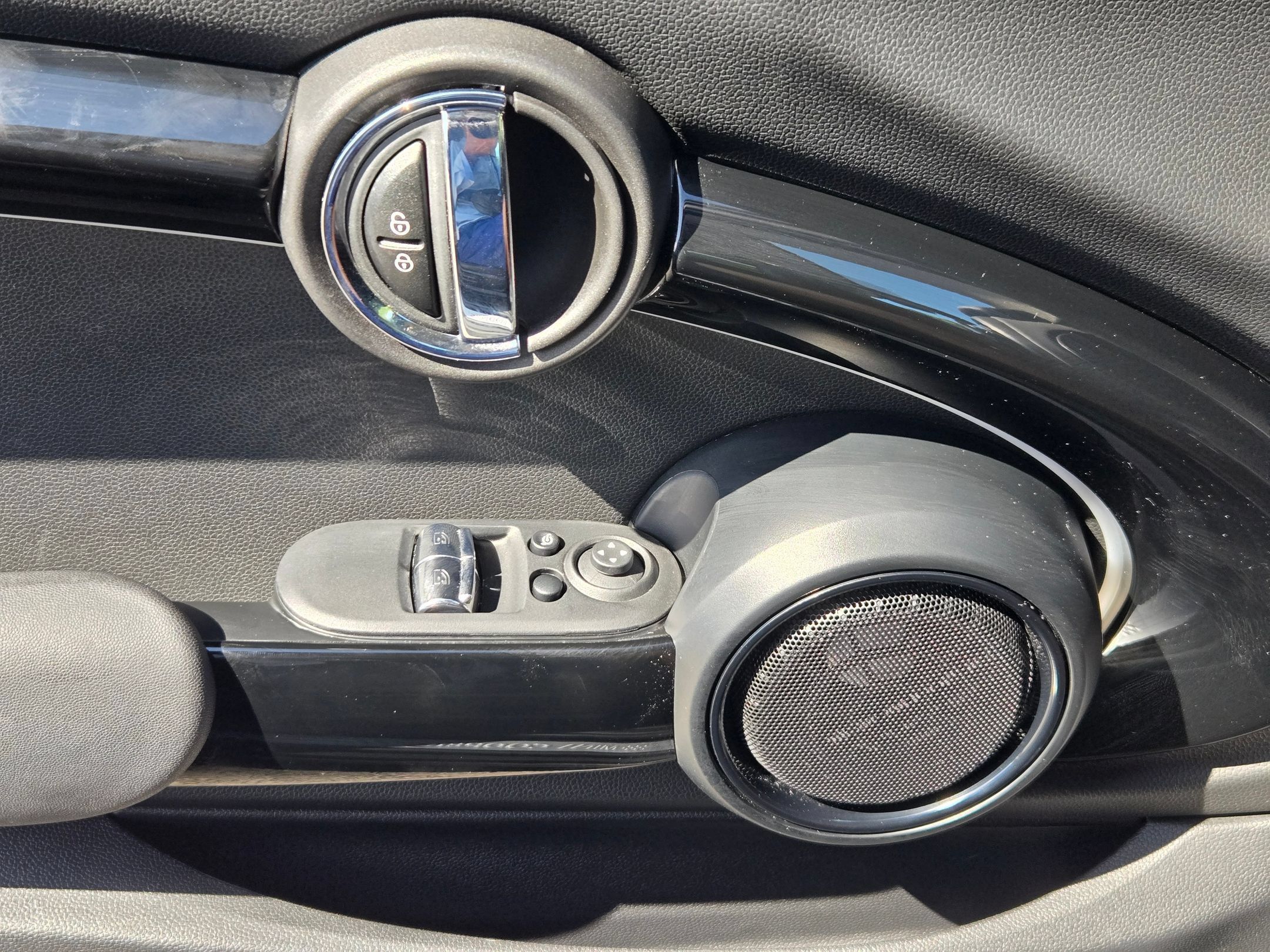 Used 2023 MINI Cooper S FWD image 11