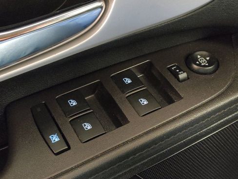 Used 2016 Chevrolet Equinox LT image 27