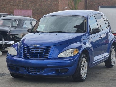 Used 2005 Chrysler PT Cruiser Touring w/ Light Group FWD image 3