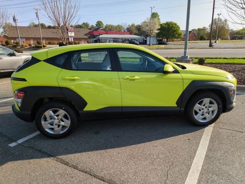 New 2026 Hyundai Kona SE FWD image 8