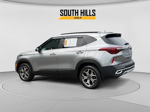 Used 2021 Kia Seltos EX AWD/4WD image 3