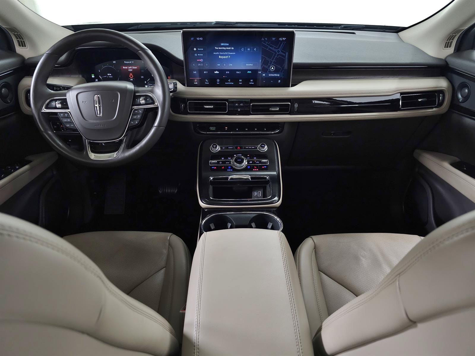 Used 2021 Lincoln Nautilus Reserve AWD/4WD image 12