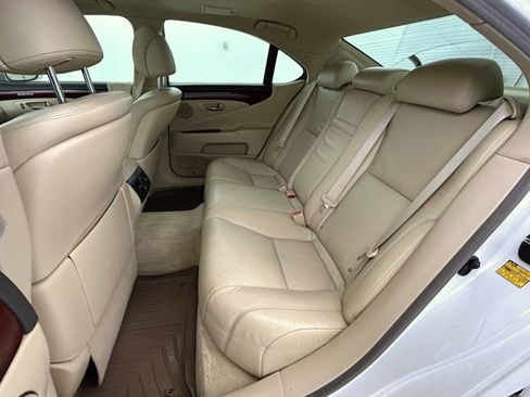 Used 2011 Lexus LS 460 image 19