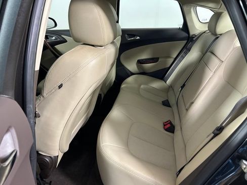 Used 2013 Buick Verano FWD image 25