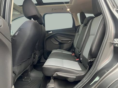 Used 2017 Ford Escape SE AWD/4WD image 28