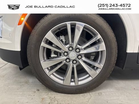 New 2026 Cadillac XT5 Premium Luxury w/ Driver Assist Package FWD image 23