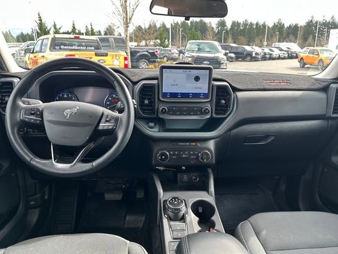 Used 2023 Ford Bronco Sport Badlands image 6