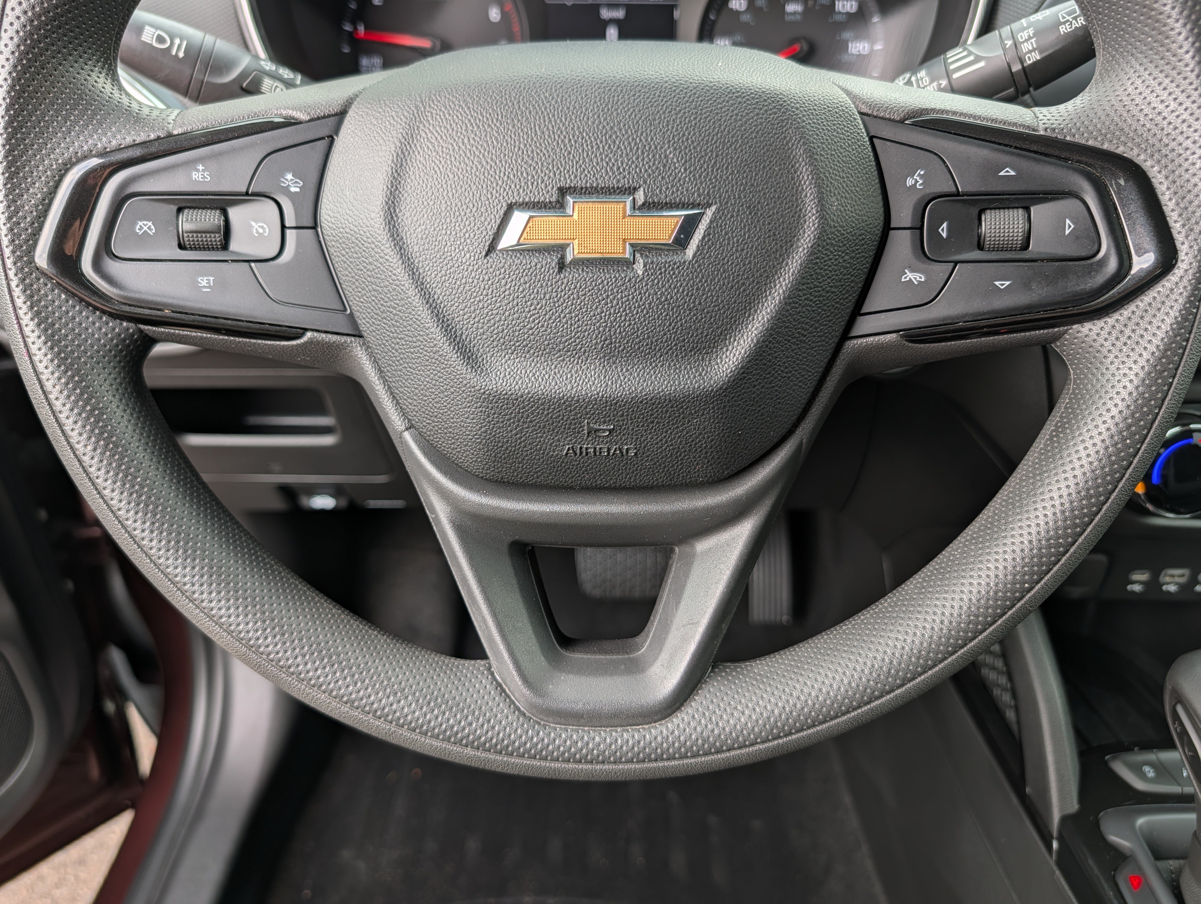 Used 2022 Chevrolet TrailBlazer LT FWD image 25