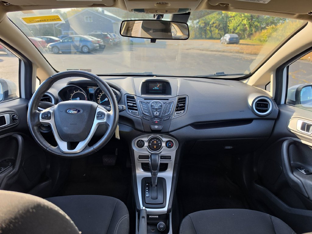 Used 2016 Ford Fiesta SE FWD image 15