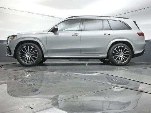 New 2026 Mercedes-Benz GLS 450 4MATIC image 42