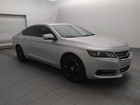 Used 2017 Chevrolet Impala LT image 11