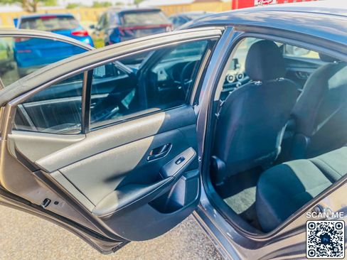 Used 2024 Nissan Sentra S FWD image 13