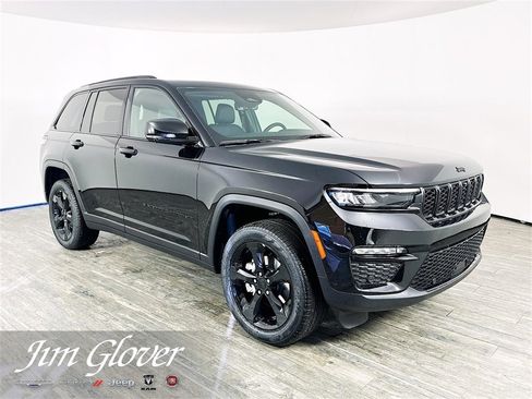 New 2025 Jeep Grand Cherokee Limited w/ Luxury Tech Group II image 1