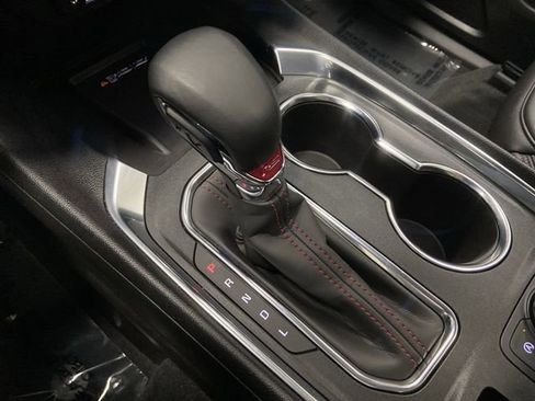 Used 2023 Chevrolet Traverse RS image 22