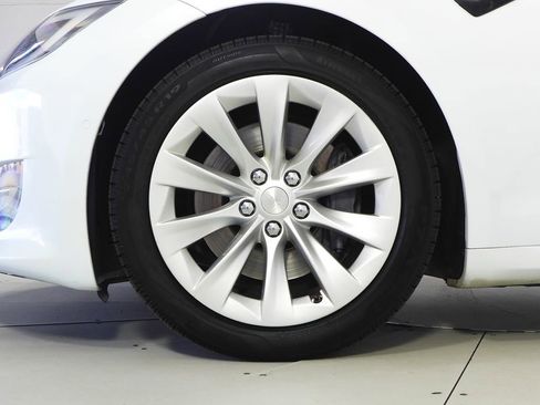 Used 2018 Tesla Model S 75D AWD/4WD image 5