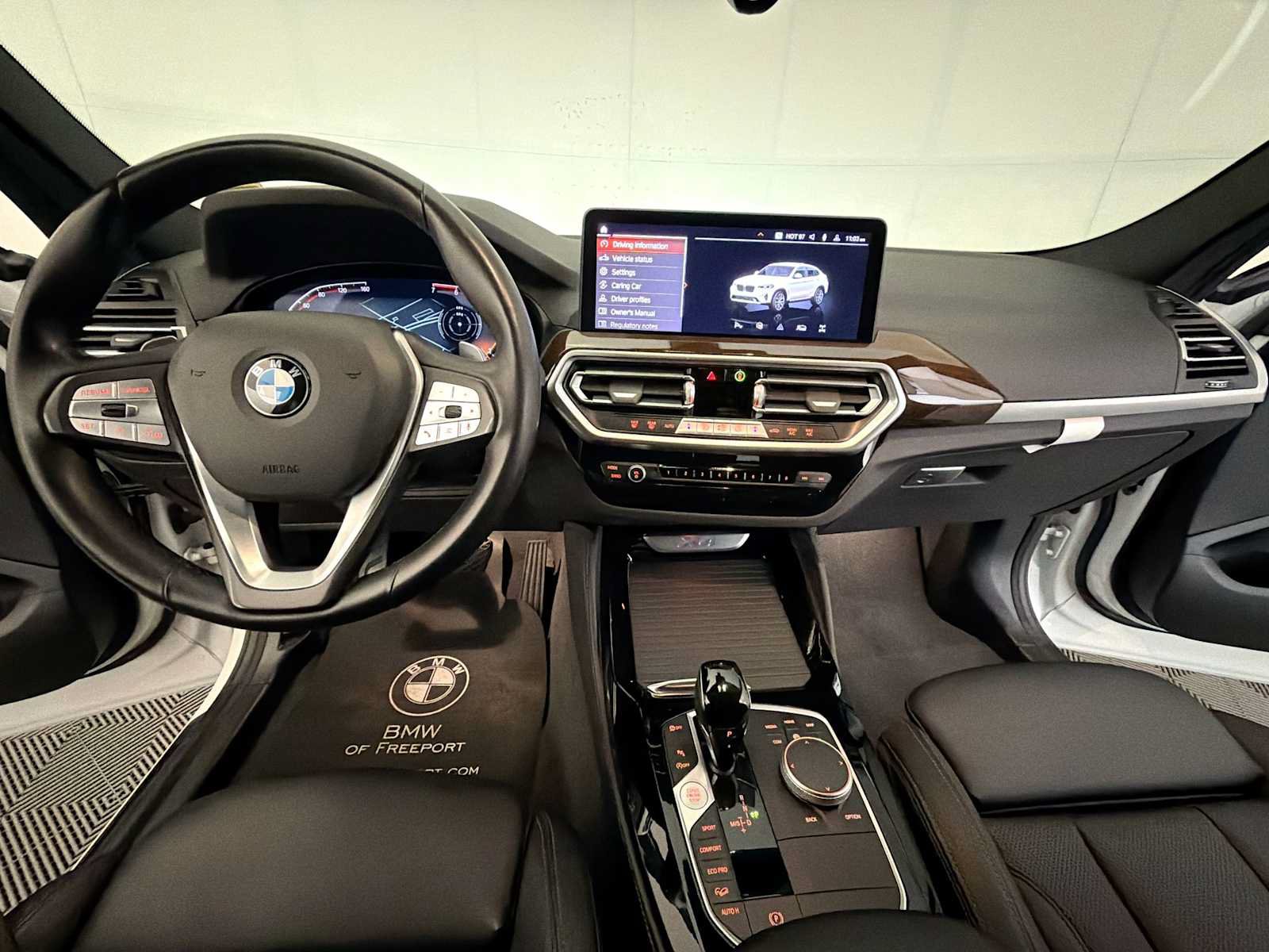 Used 2024 BMW X4 xDrive30i AWD/4WD image 12