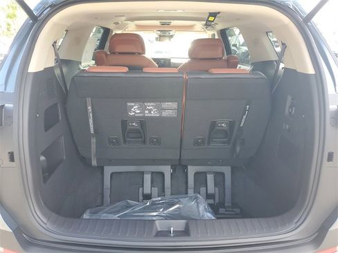 New 2026 Kia Carnival SX Prestige image 18