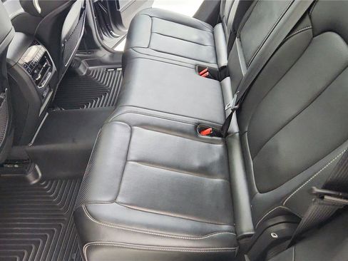 Used 2022 Jeep Grand Cherokee Overland w/ Luxury Tech Group IV image 28