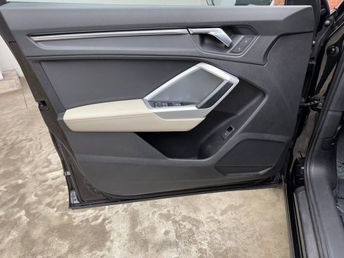 Used 2020 Audi Q3 2.0T Premium Plus w/ Premium Plus Package image 10