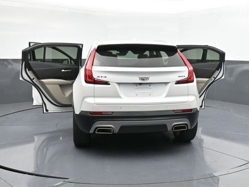 Used 2022 Cadillac XT4 Premium Luxury w/ Enhanced Visibility Package image 41