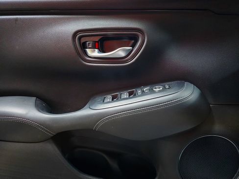 Certified 2024 Honda HR-V EX-L image 18