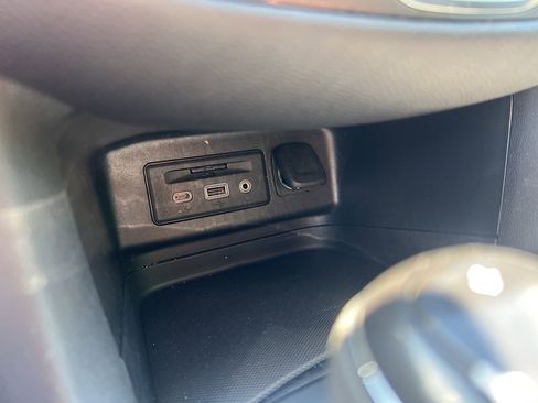Used 2020 Chevrolet Equinox LT FWD image 31