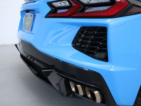 Used 2023 Chevrolet Corvette Stingray Premium Cpe w/ Z51 Performance Package RWD image 34