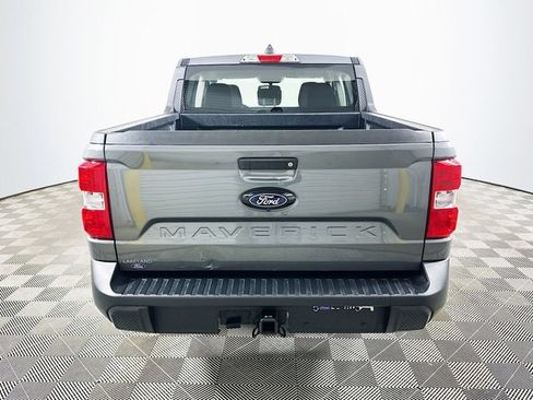 Used 2025 Ford Maverick XL FWD image 4