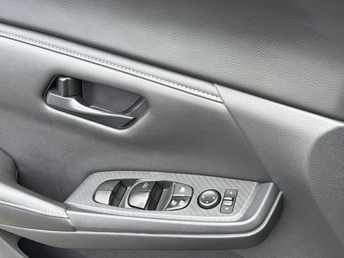 Used 2024 Nissan Sentra S FWD image 24
