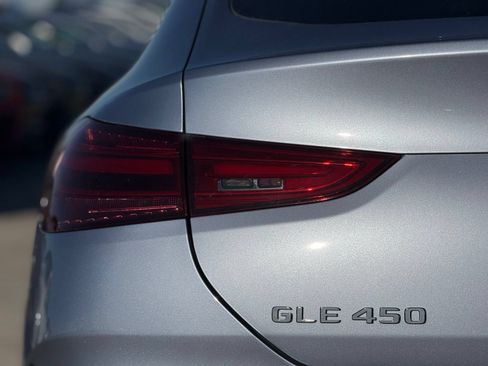Used 2025 Mercedes-Benz GLE 450 4MATIC Coupe image 9