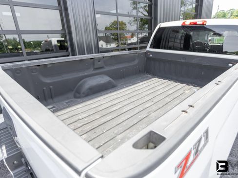 Used 2015 Chevrolet Silverado 2500 LT w/ Z71 Package, Off-Road AWD/4WD image 13