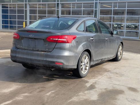 Used 2017 Ford Focus SE image 7
