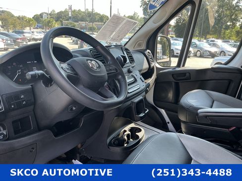 Used 2025 RAM ProMaster 2500 w/ Convenience Group FWD image 20