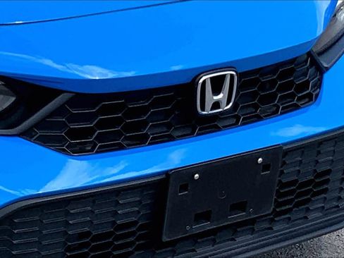 Used 2025 Honda Civic Sport image 26