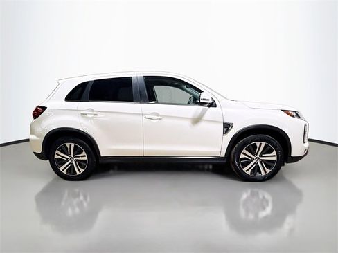 Used 2021 Mitsubishi Outlander Sport SE image 6