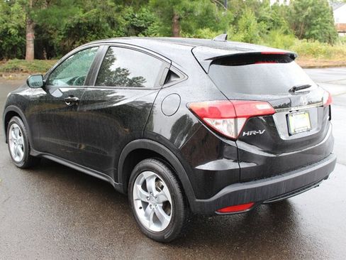 Used 2019 Honda HR-V LX image 3