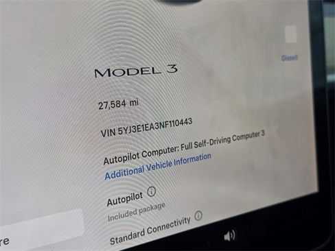 Used 2022 Tesla Model 3 image 31