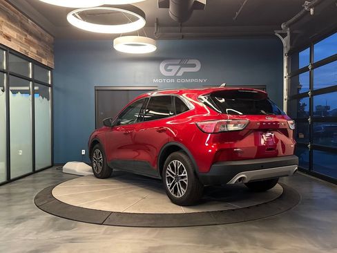 Used 2020 Ford Escape SEL AWD/4WD image 5
